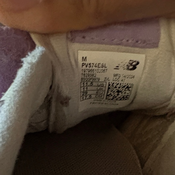 New balance little kids 11.5 - Picture 3 of 5